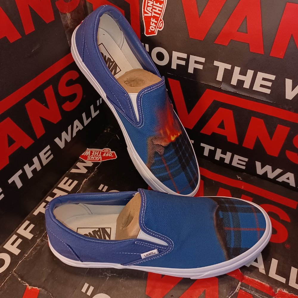 Vans Men's 4.5/Women's 6 Slip On Big Reveal Navy Plaid Fire Canvas-VN000XG81P4 - Picture 1 of 12